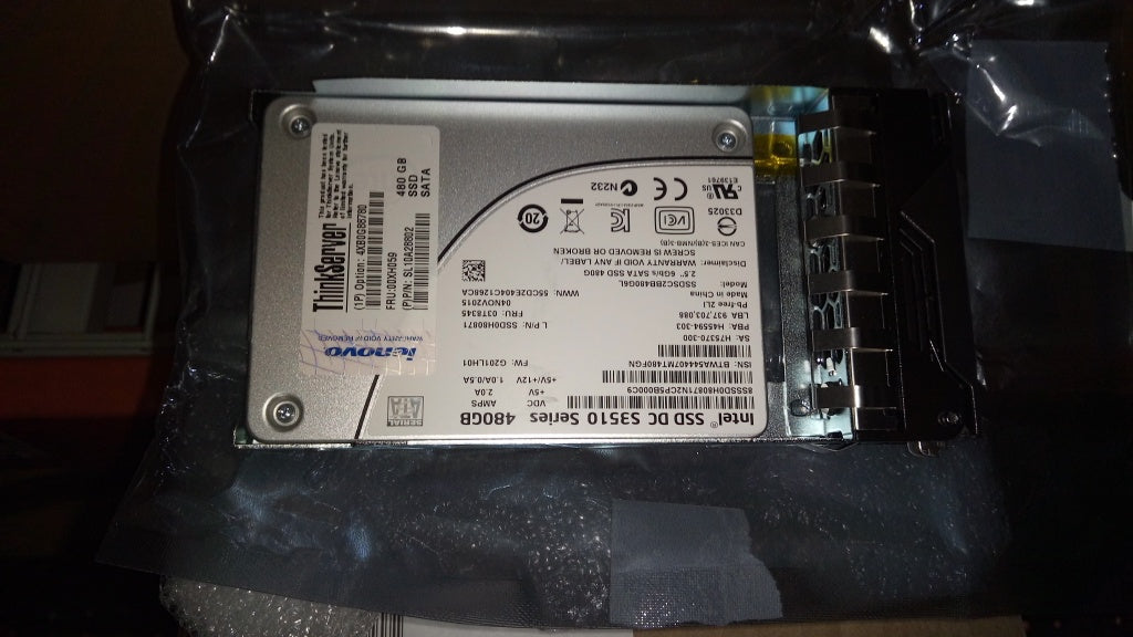 Lenovo Sd Solid State Drives - 00XH059