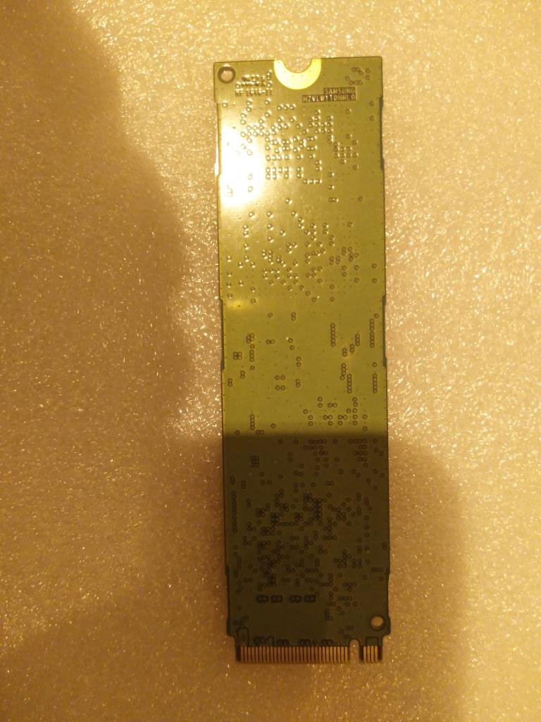 Lenovo 256G,M.2,2280,Pcie3X4,Samsg,Op - 00UP439