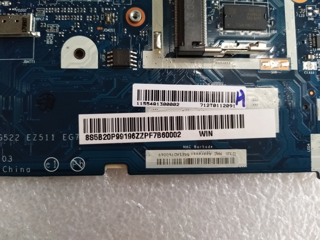 Lenovo Mbl81Bji58250Uv2Gd4Gfpwin - 5B20P99196