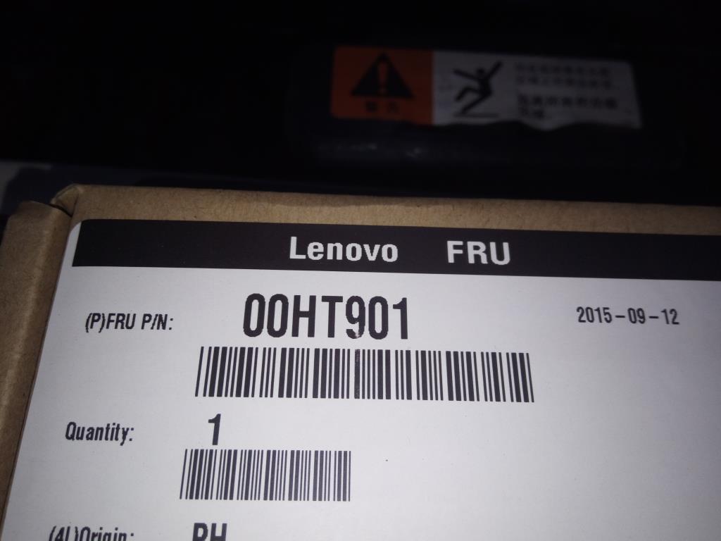 Lenovo Solid State Drives - 00HT901