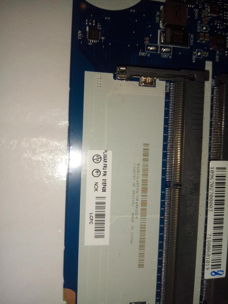 Lenovo I5Skylake Dis Nok N-Tpm - 01EP406