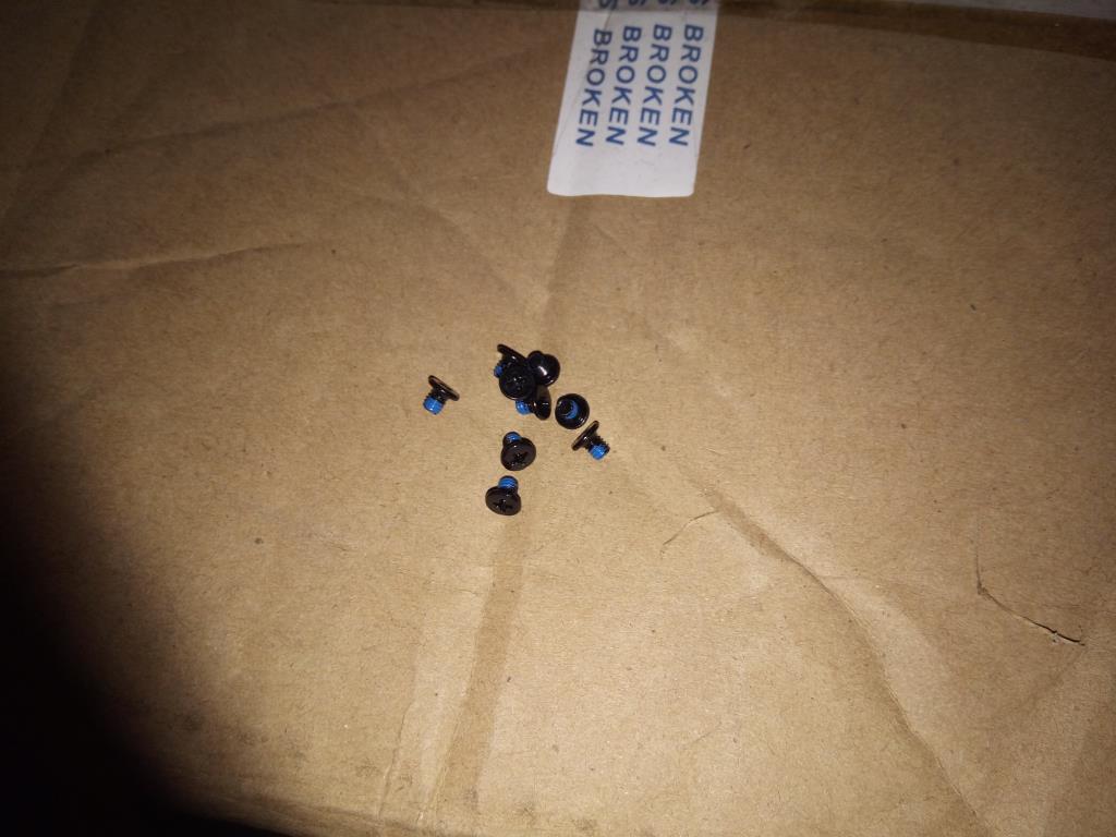Lenovo Ks Kits Screws And Labels - 90204062