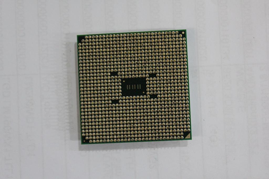 Lenovo 1100047 Cpu Amd A6-3650 2.6/4/1866/Fm1