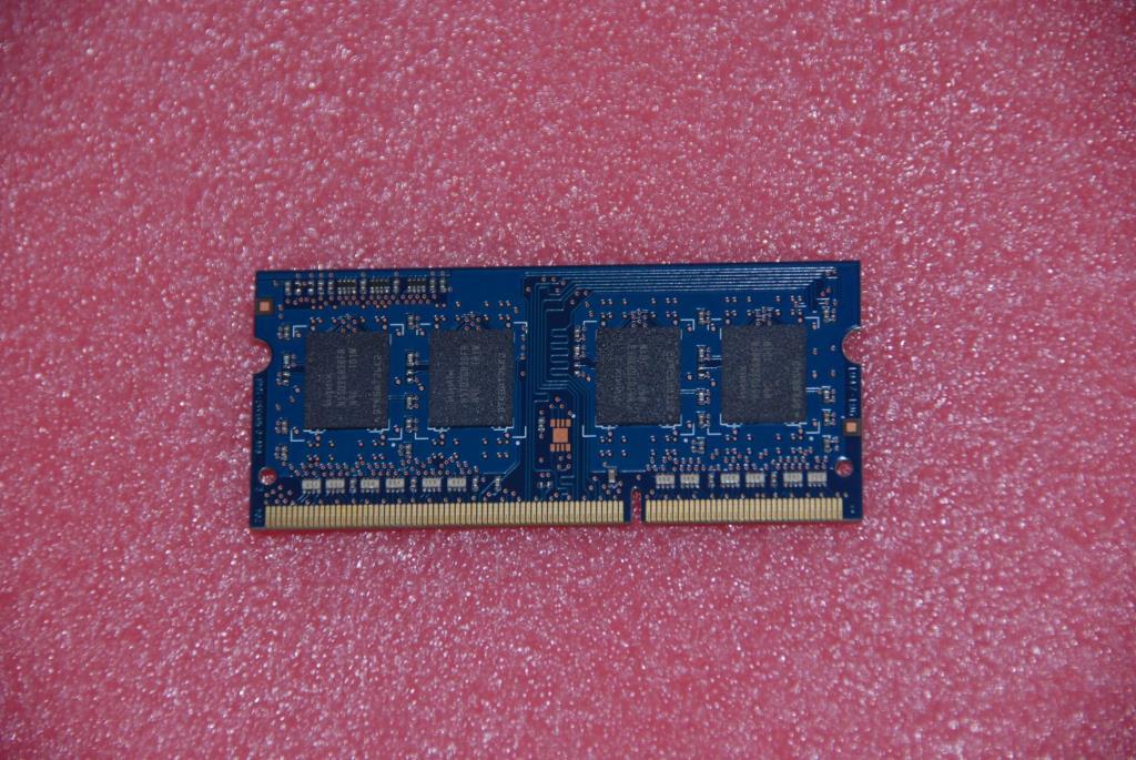 Lenovo 1006932 Ddriii Sodimm 2G Hmt325S6Bfr8C