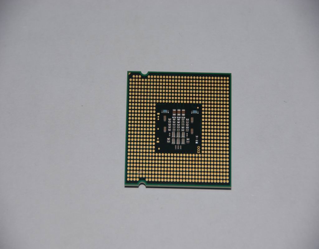 Lenovo Cpu Intel C2D E4600 2.40/800/2 - 1004998
