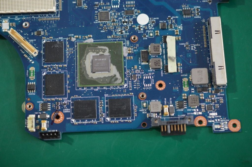 Lenovo Mainboard Viqy1 W8S 47W Hd+ Gt - 90003641