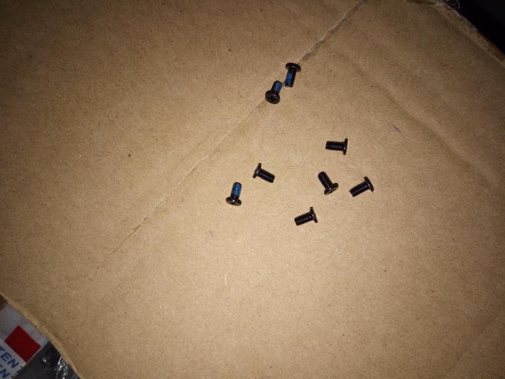 Lenovo Ks Kits Screws And Labels - 90204061