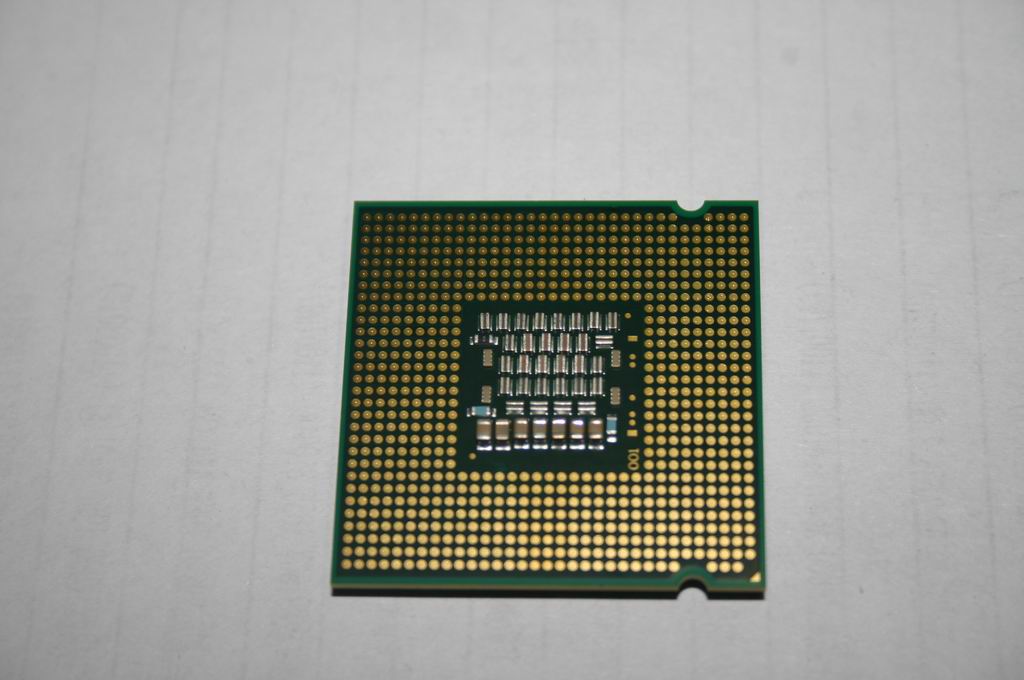 Lenovo Intel C2D E6550 2.33/1333/4M/7 - 1004825