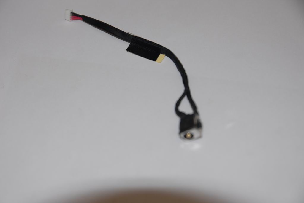 Lenovo 31052193 Dc-In Jack W/Cable Minnie