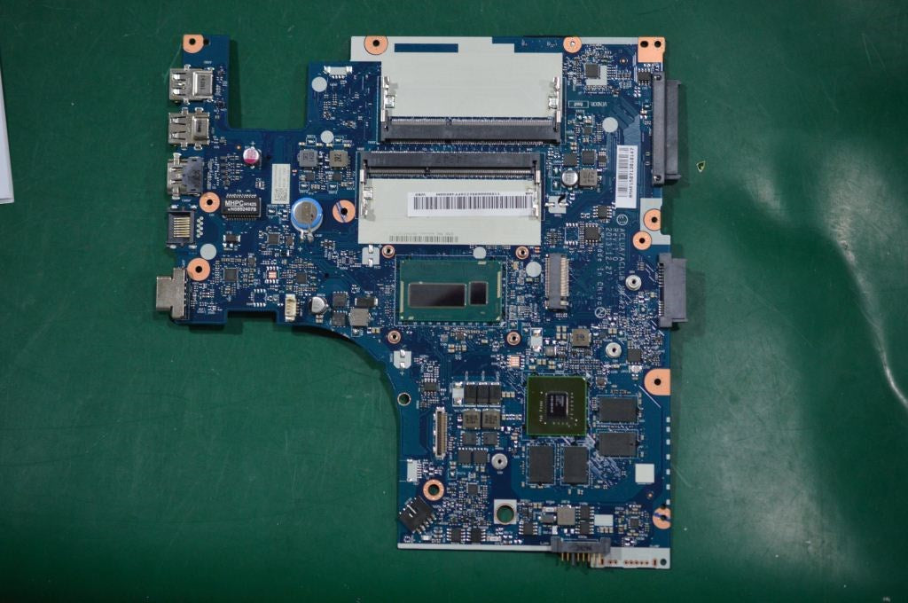 Lenovo Mbnvgm14T2Gi7-4500U1000M-Std - 90006952