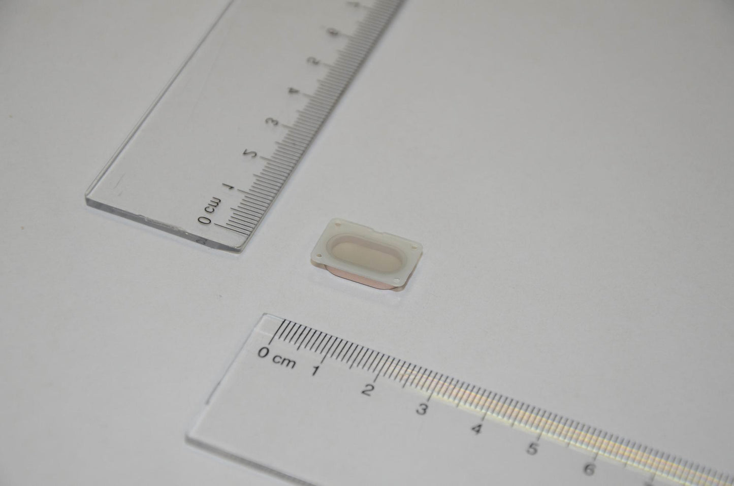 Lenovo Blade2-13A_Latch_Button Silver - 5B69A6MYFE