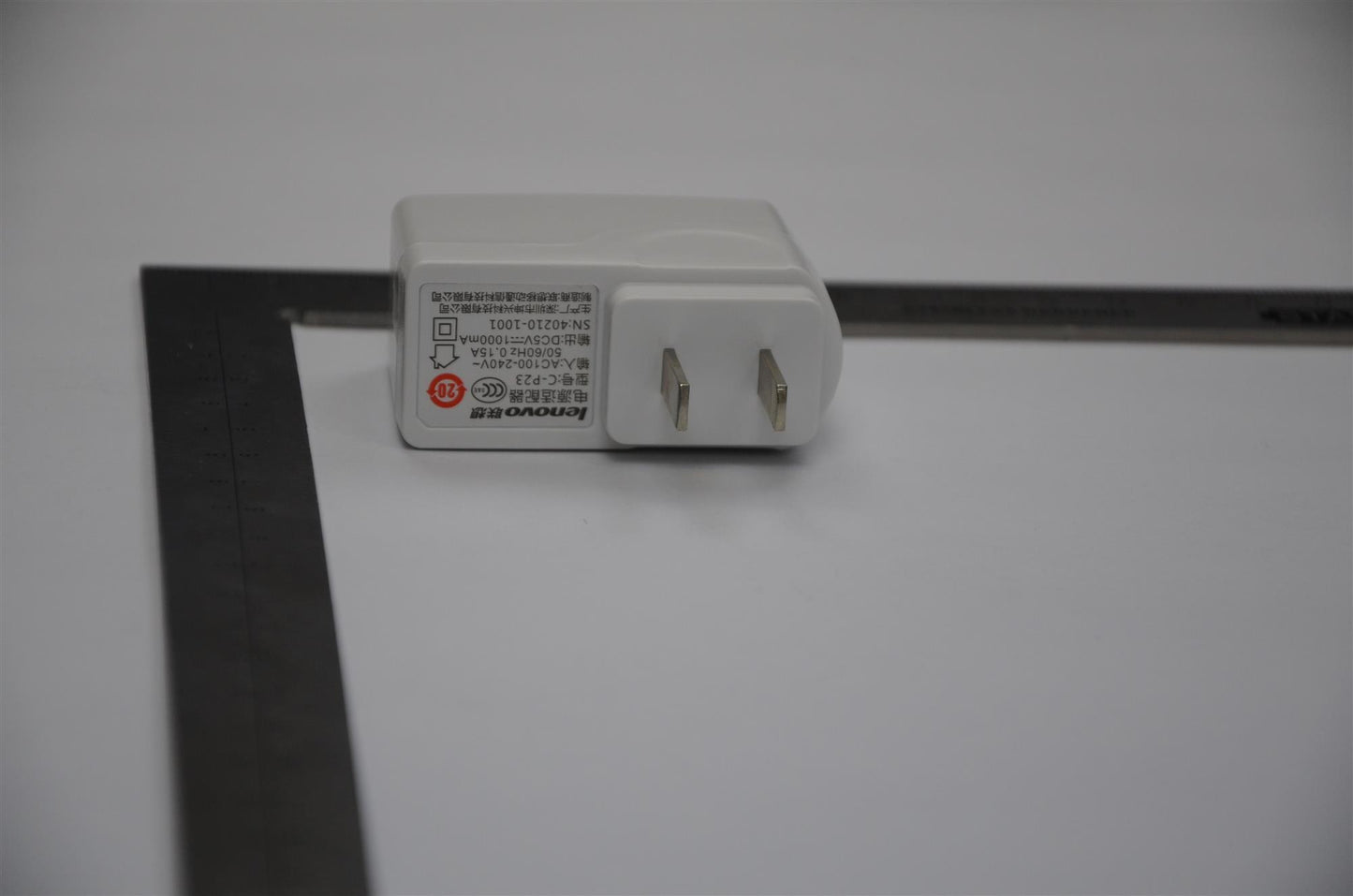 Lenovo Charger And*C-P40 5V/1Ainwhite - SO29A43510