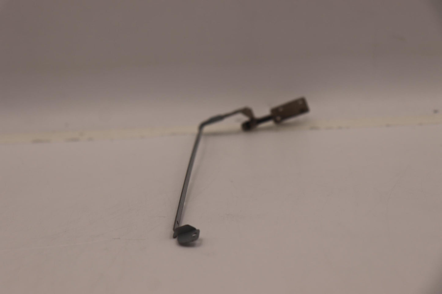 Lenovo Lcd Bracket Lz57 W Hinge Left - 31049308