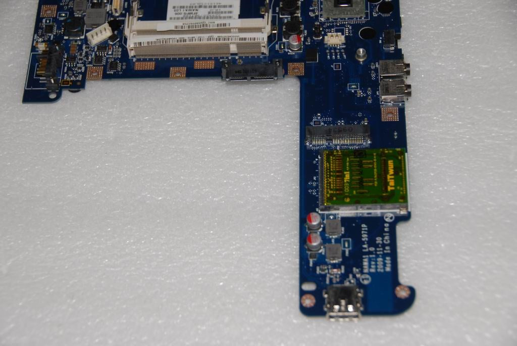 Lenovo Replacement Part - 11011952