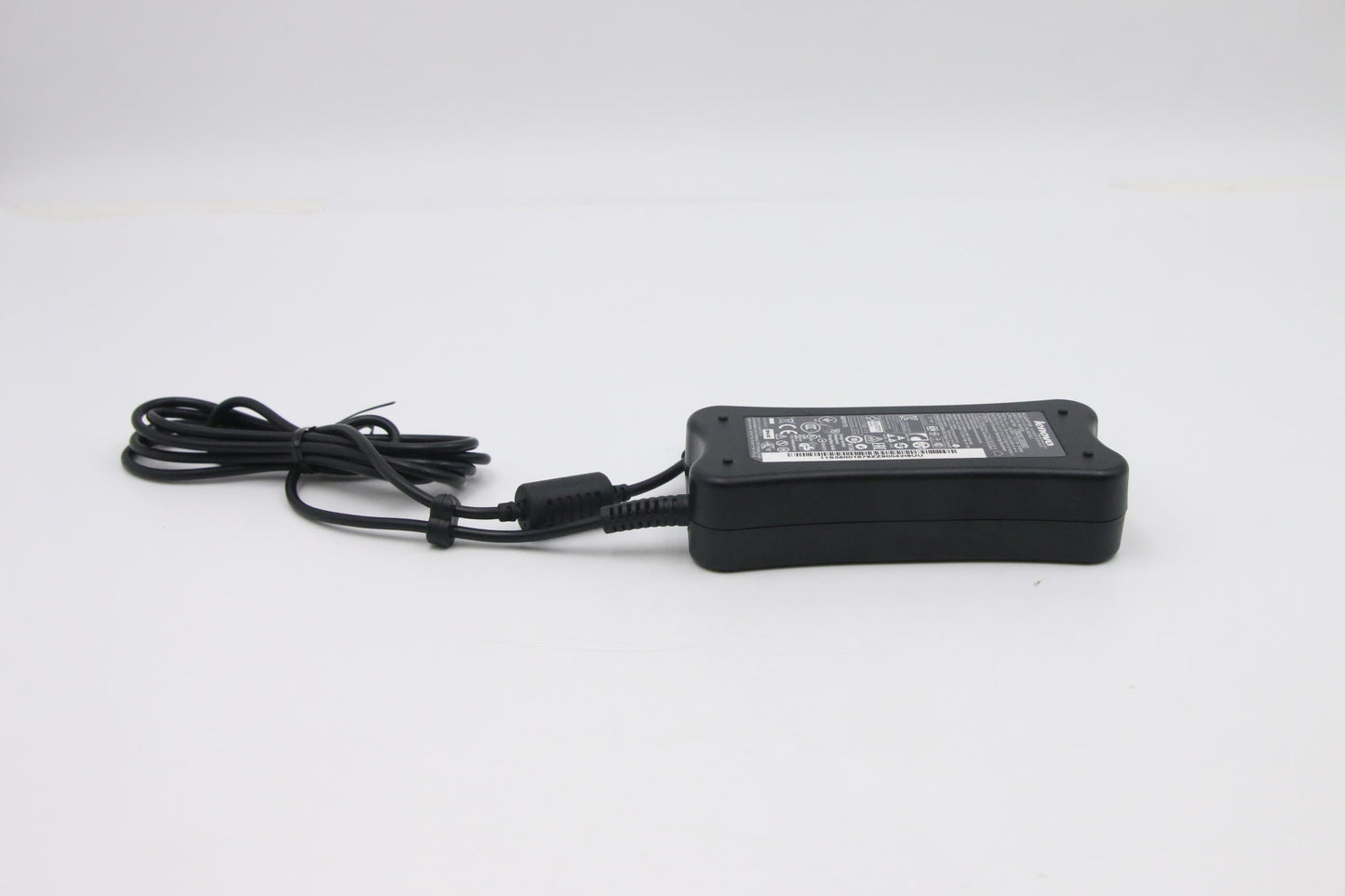 Lenovo Delta Adp-65Yb B Nb - 36001309