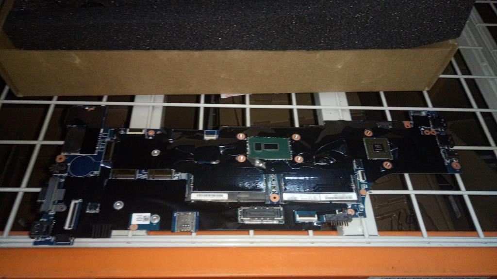 Lenovo Mb - 00UR098