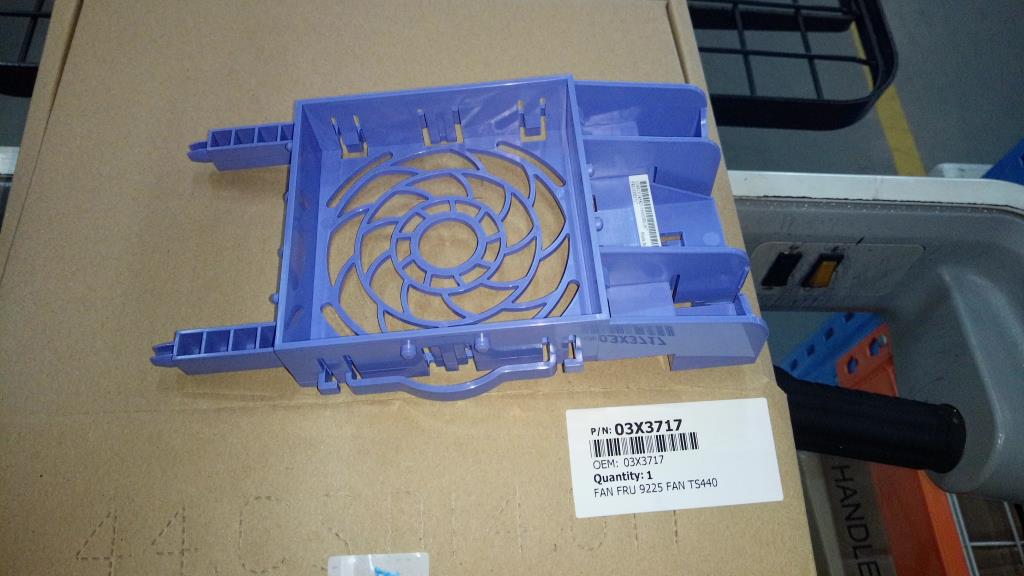 Lenovo Mech Asm ,Kt2A 9225(38)Fan Hol - 03X3717
