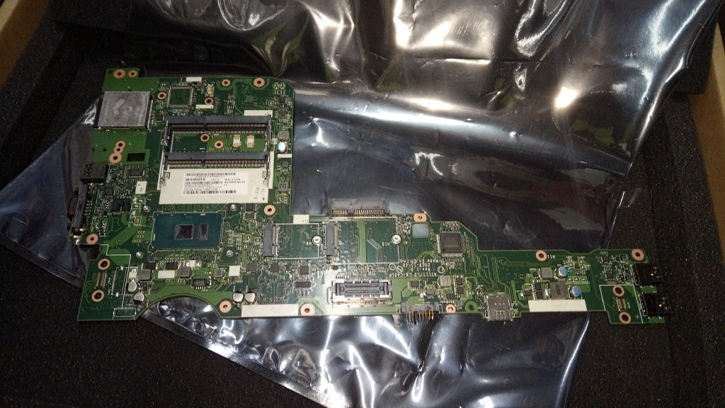 Lenovo Pl System Boards - 00UR713