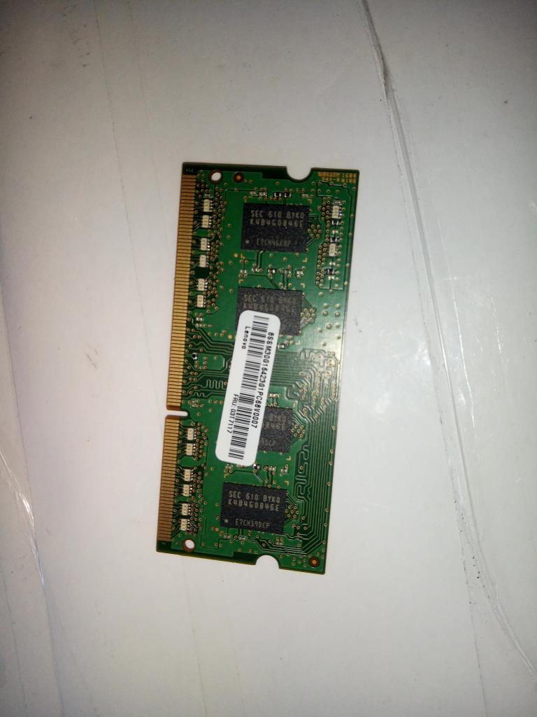 Lenovo 01AG720 Memory M471B5173Eb0-Yk0 4Gb Pc