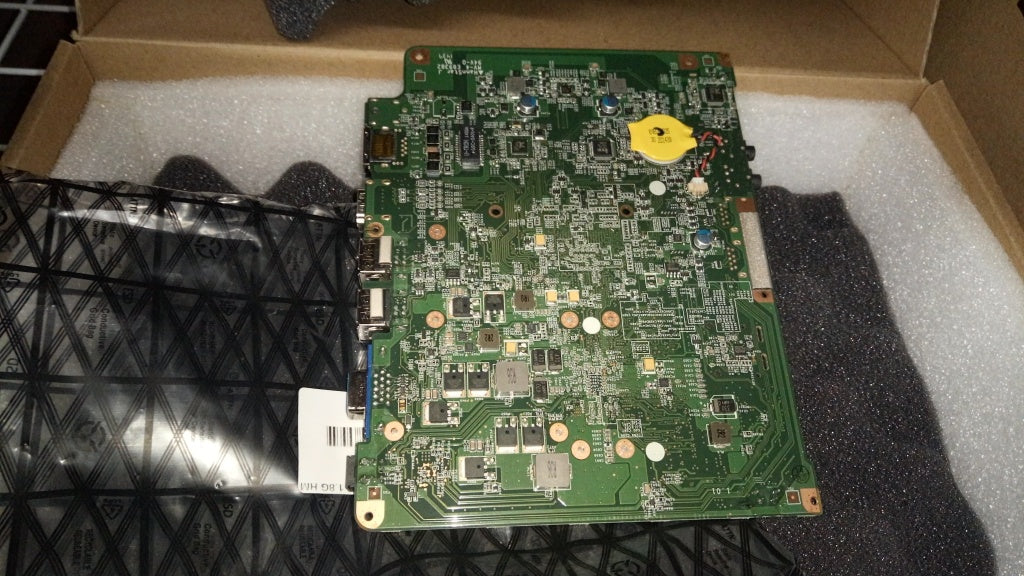 Lenovo Mainboard Q190 W8P 3217U 1.8G - 90004273