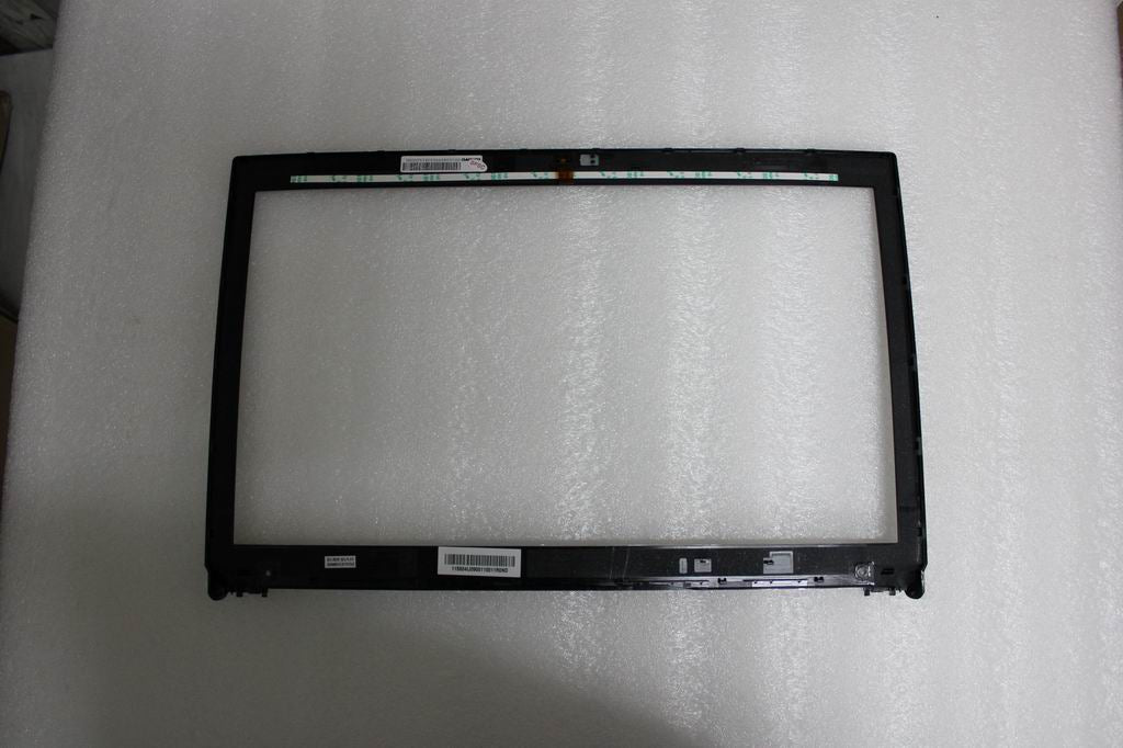 Lenovo 31048998 Lcd Bezel Lb57 W/Camera Hole