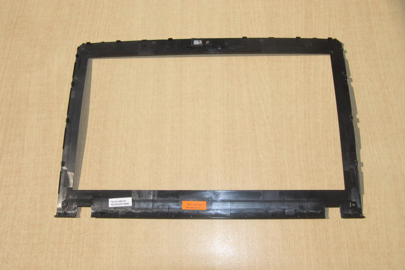 Lenovo 31044107 Lcd Bezel Intel W/Camera Hole