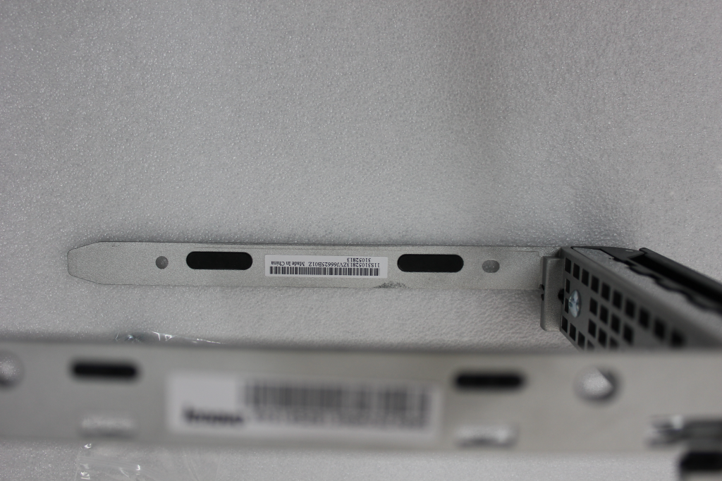 Lenovo Replacement Part - 31052813
