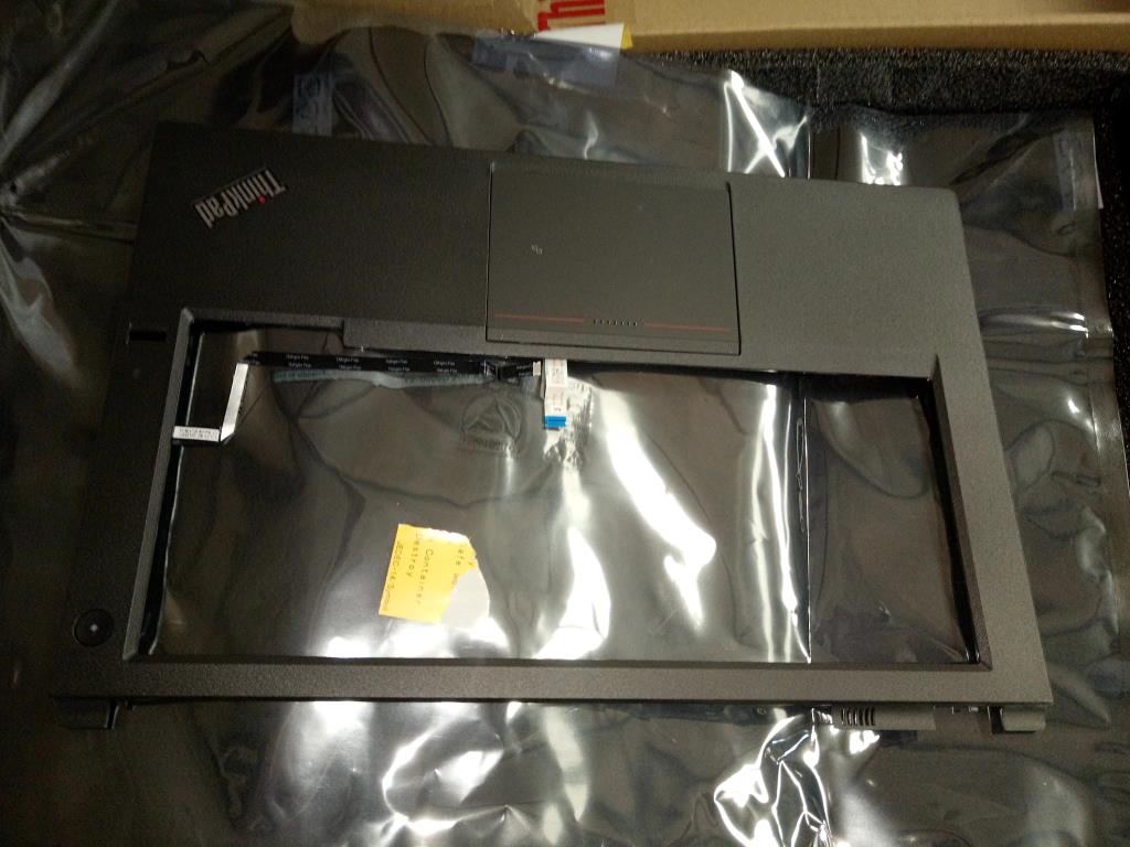 Lenovo Kp Kybd Bezels And Palmrests - 04X5396
