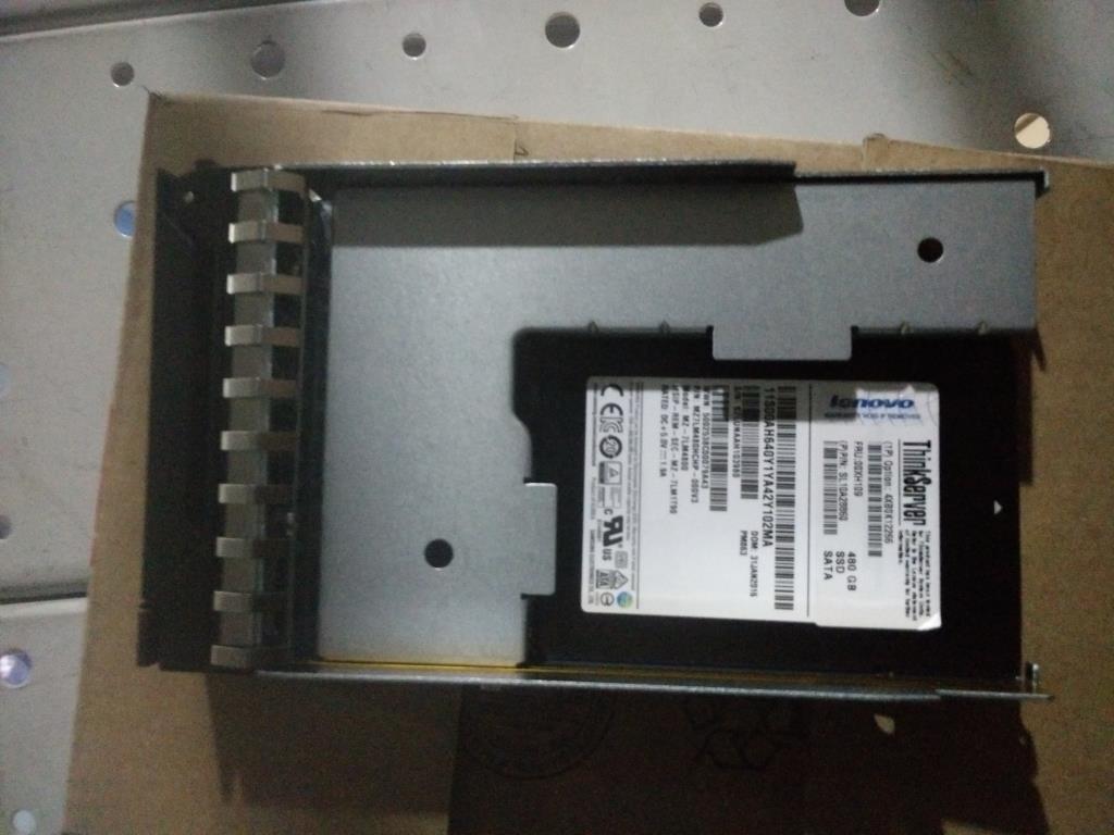 Lenovo Sd Solid State Drives - 00XH109