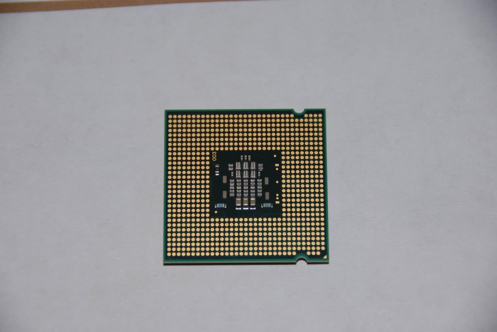Lenovo Intel Pdc E2220 2.4/1M/775 M0 - 1005675