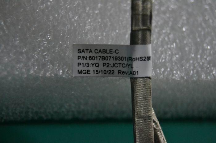 Lenovo Single Sata Cable - 00XJ085
