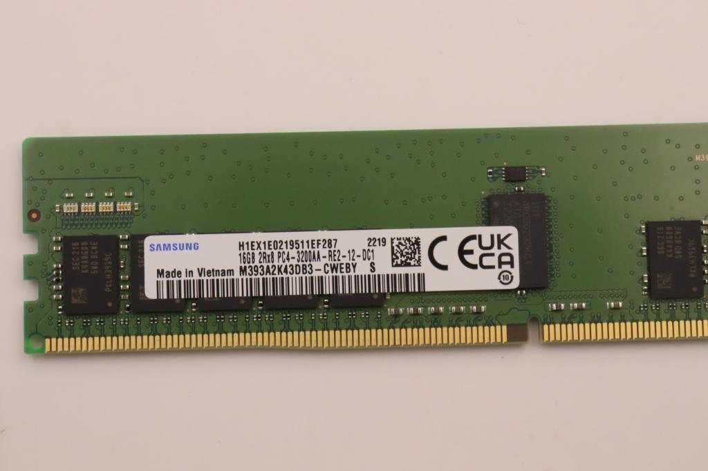 Lenovo Memory 16Gb D4-32R M393A2K43Db - 5M30V06857