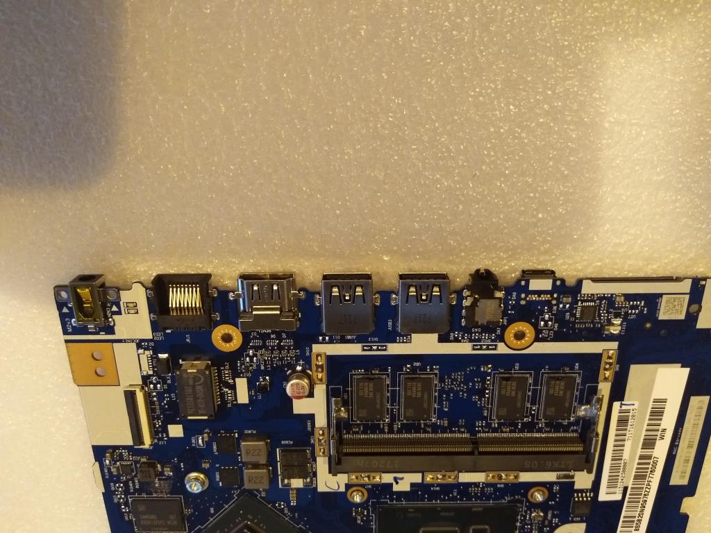 Lenovo Mbl80Xm4415Ugmr1_2G4Gnfpwin - 5B20N95976