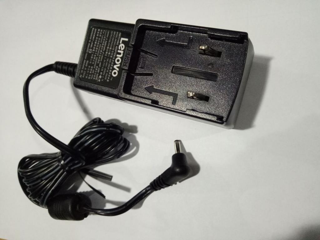 Lenovo Ac Adapter No Ac Clip - 5A10K37672