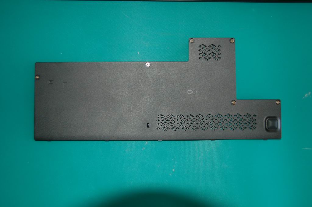 Lenovo 31038866 Door Ll1 Hdd Assembly