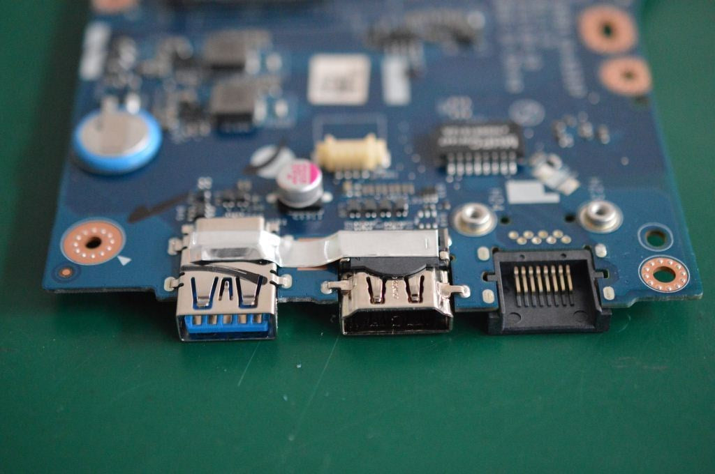 Lenovo Replacement Part - 90007008