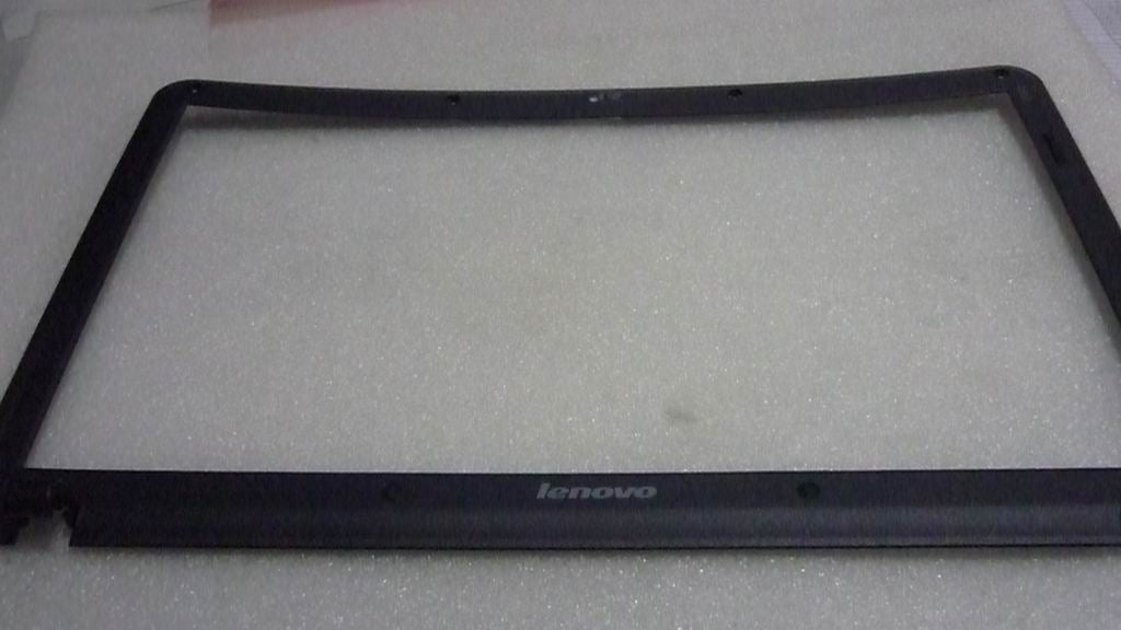 Lenovo 31042632 Bezel Nawa2 Lcd Ccfl 15.6