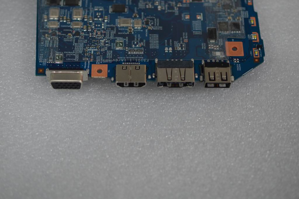 Lenovo Lb57 Mb W/O Cpu Dram 10290-2 U - 90000270