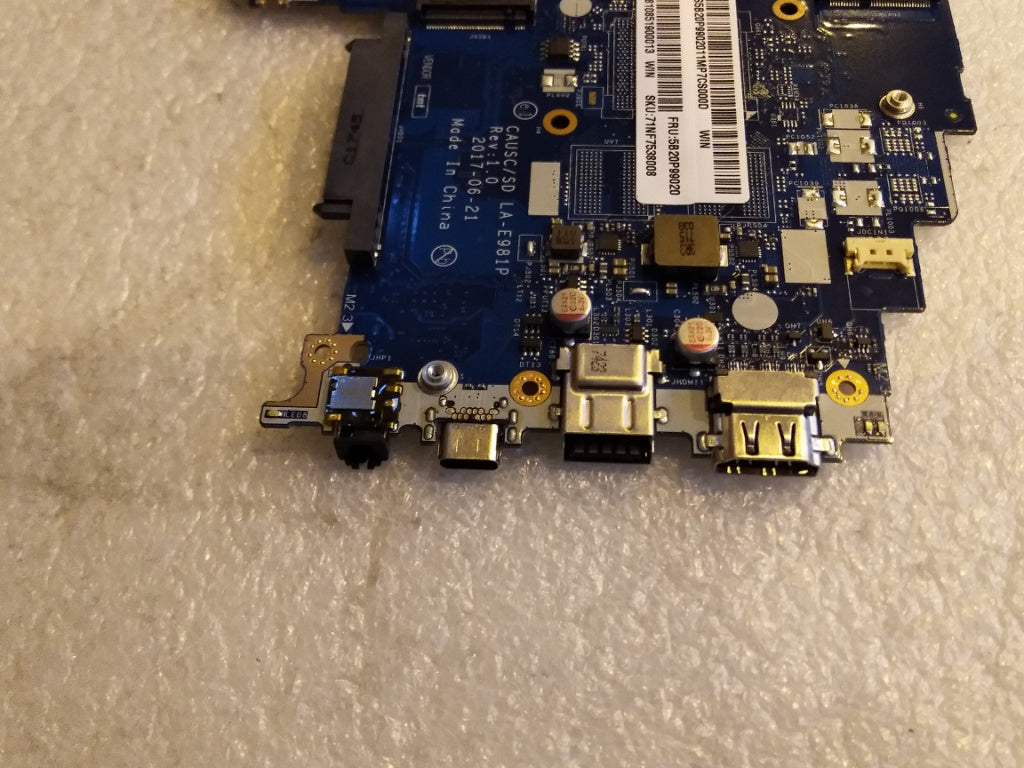 Lenovo Mb Uma A6-9220 Nbl Win - 5B20P99020