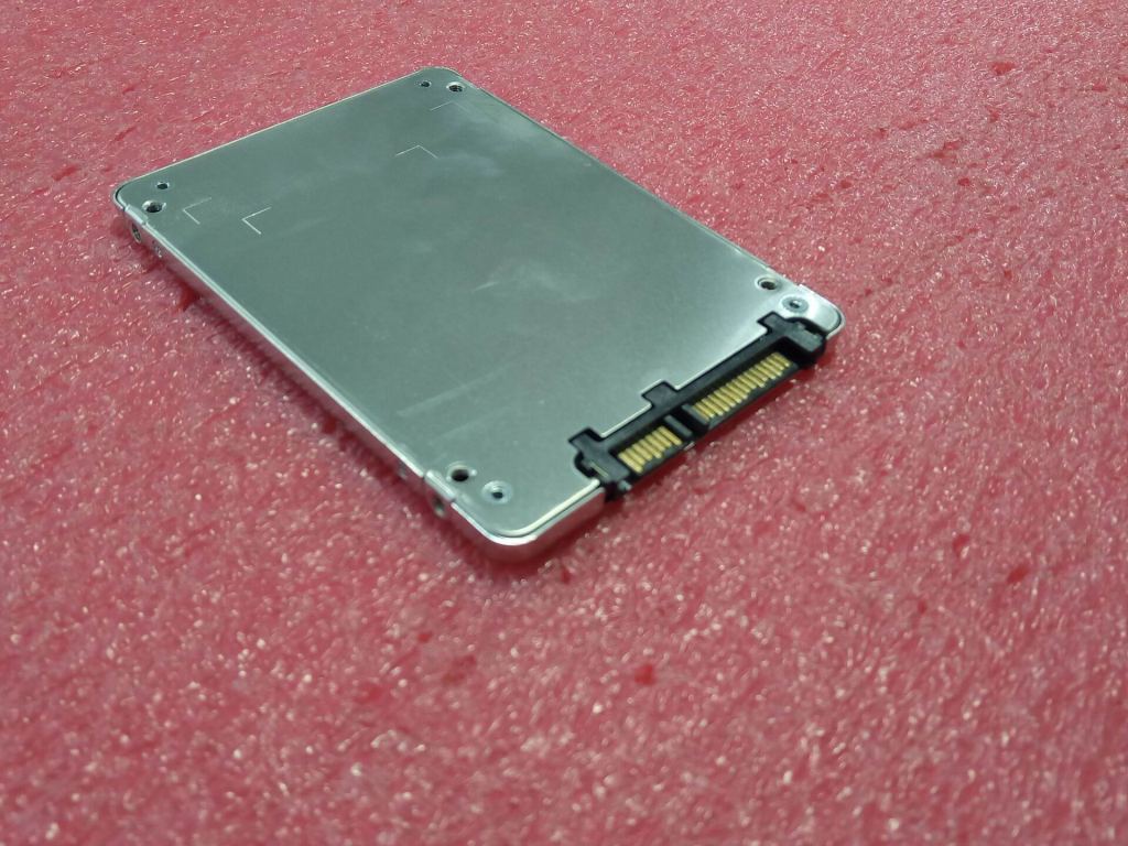 Lenovo Sd Solid State Drives - 5SD0J21064