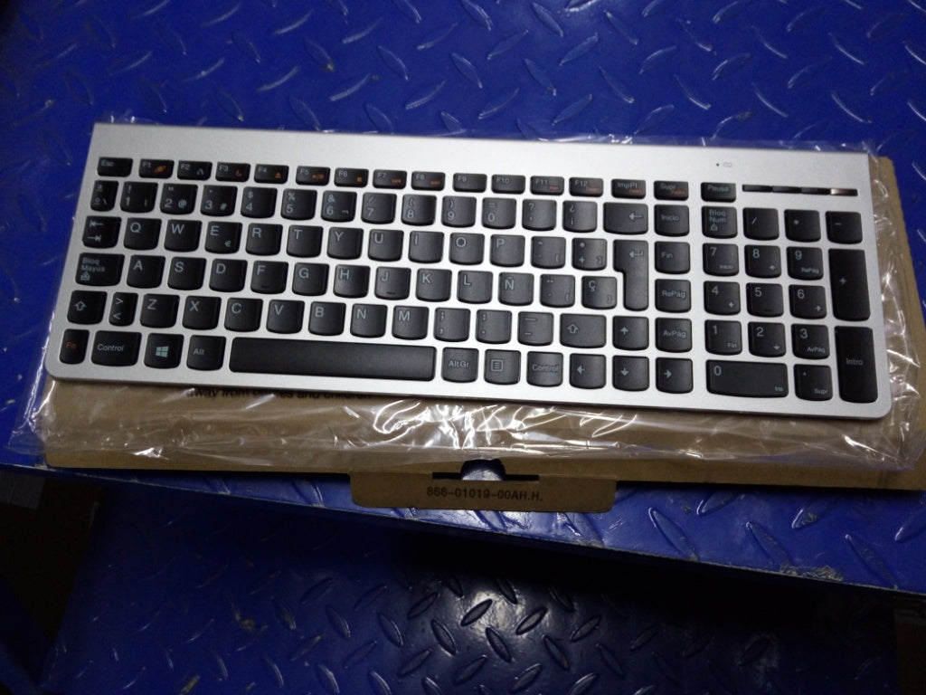 Lenovo Kb Keyboards External - 25210654