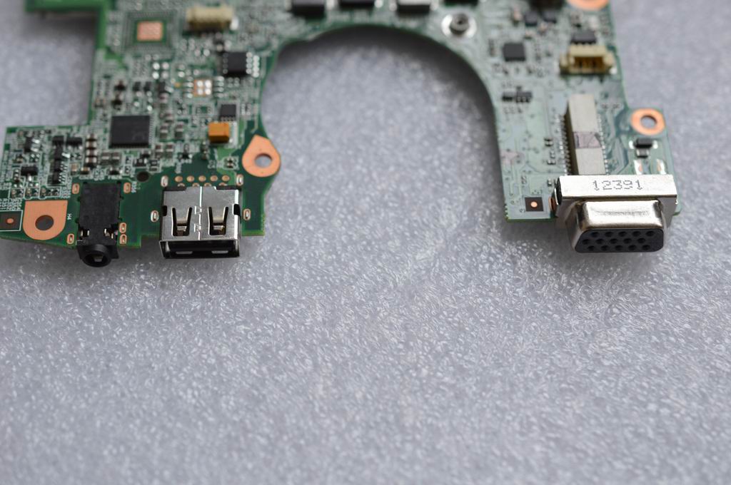 Lenovo Mb S110 N2600 W/Wifi/Combo Wo/ - 90000030
