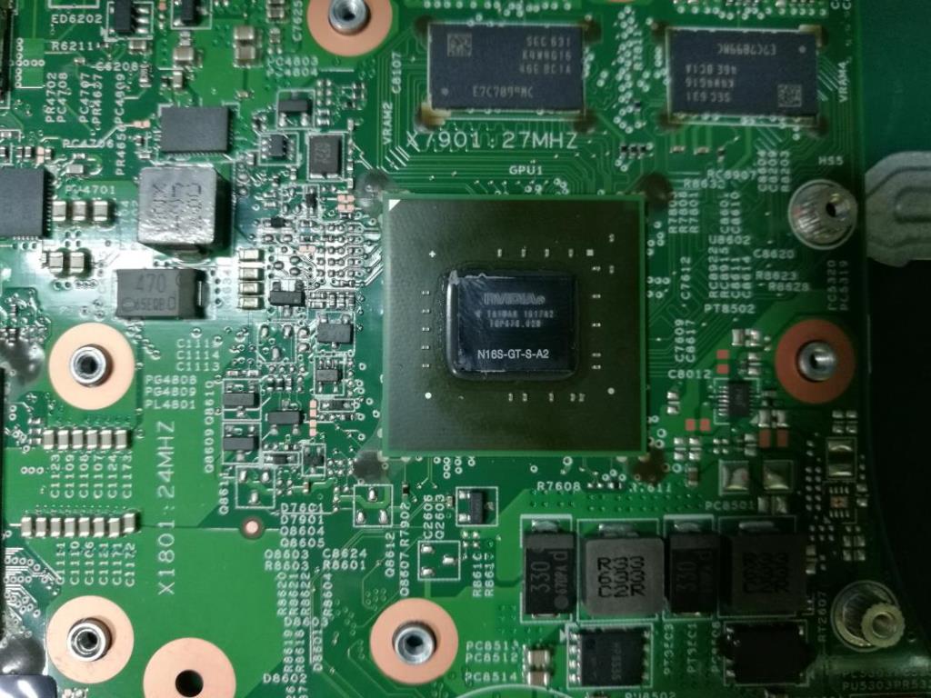 Lenovo Lcl-1 Mb Win I7-6500U Dis Nt N - 01HY672