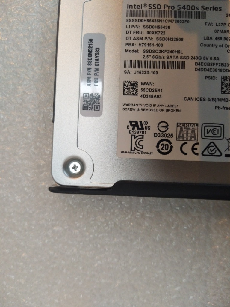 Lenovo Ssd Asm 240G,2.5-Inch ,7Mm,Sat - 01AY583
