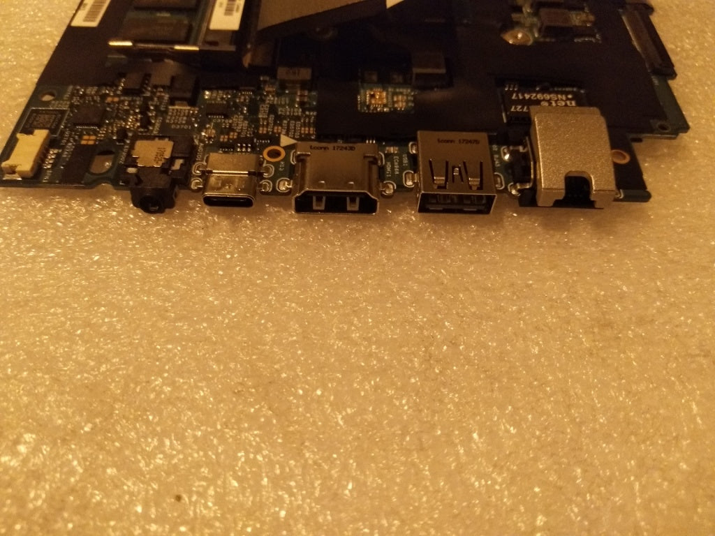 Lenovo Mb W 81C7 Win I58250U G1 2G 4G - 5B20Q26398