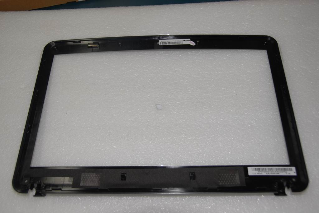 Lenovo 31042631 Bezel Nawa1 Lcd 14