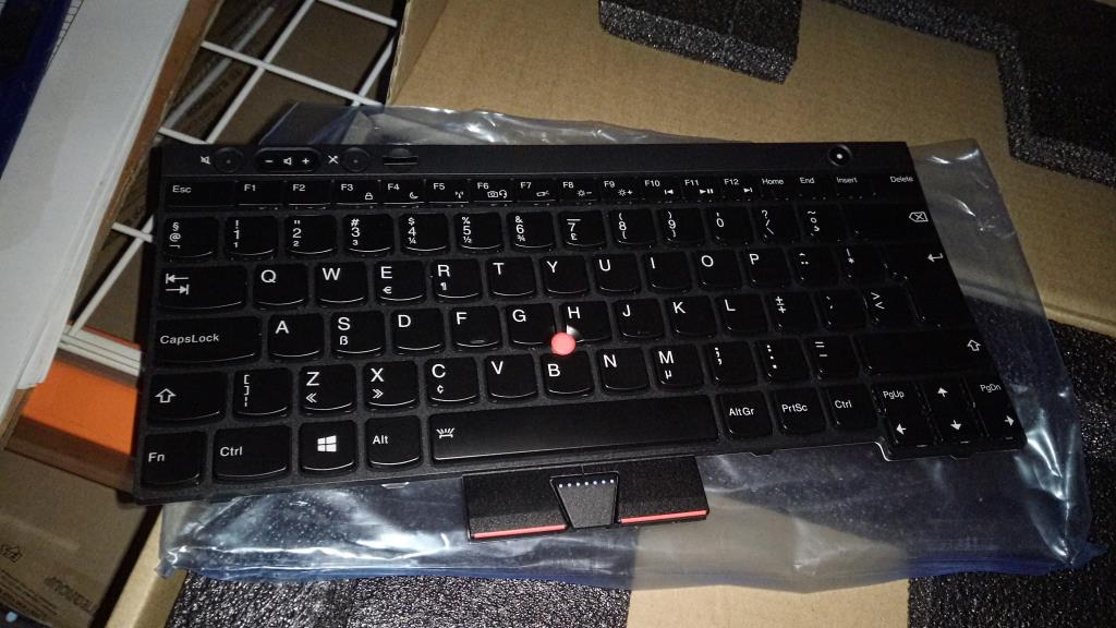 Lenovo Keyboards Internal - 04X1372