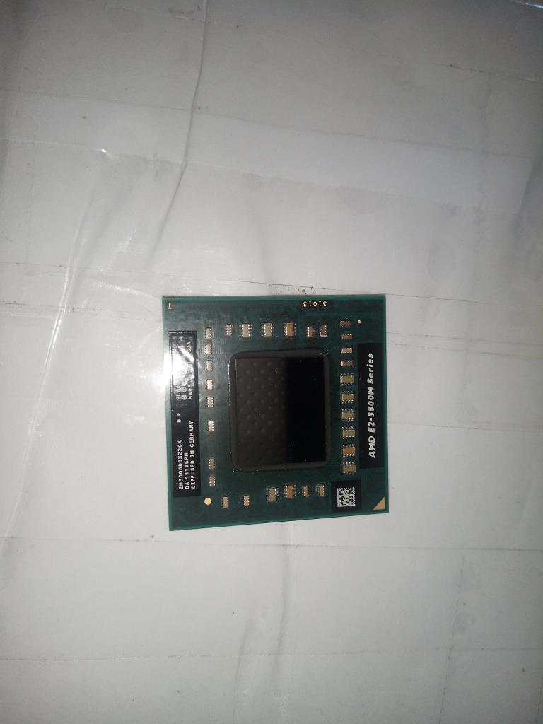 Lenovo Cdpop Cpu E2-3000M - 04W3423