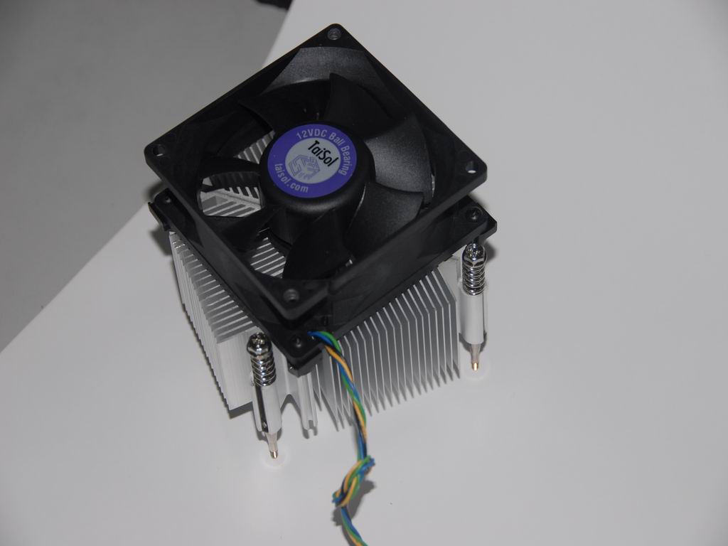 Lenovo 31043032 Fan Taisol+Cel3062836A6