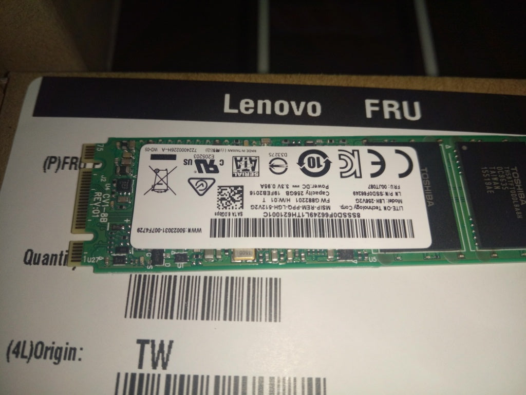 Lenovo Sd Solid State Drives - 00JT087